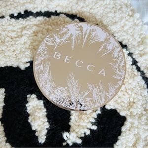 Becca eyeshadow palette
